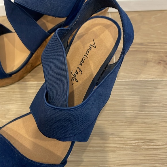 Strappy wedge heels - Picture 2 of 2